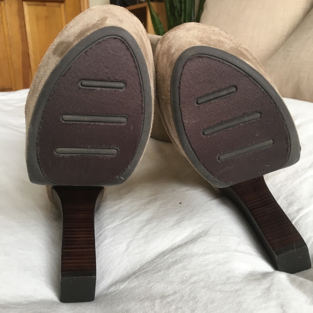 Suede Boots - Picture 4 of 8